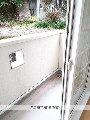 ステップハウスIIの内装写真