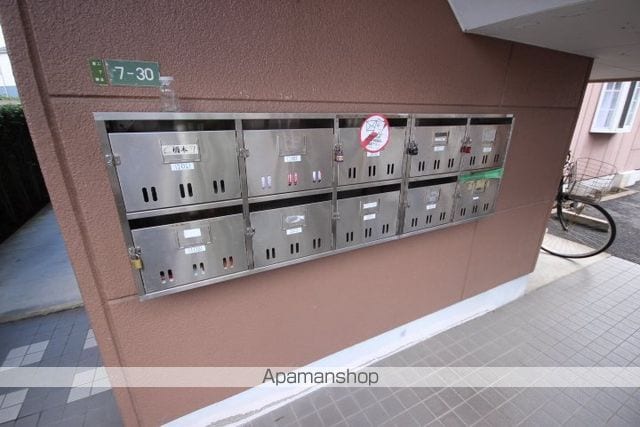 エクセレンス東野の玄関写真