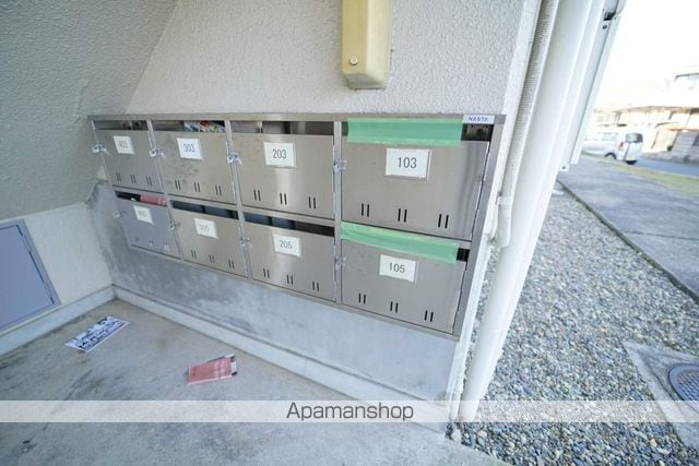 勝田ハイツの外観写真