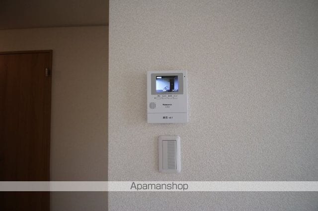 ファミール桃の郷 B棟の内装写真