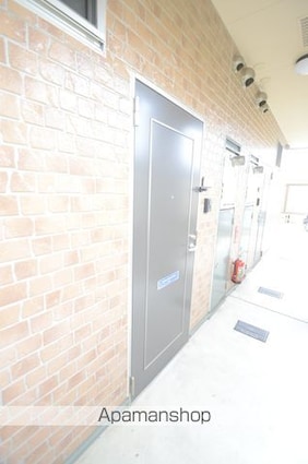 フォレストＲ[1LDK/45.54m2]のエントランス2