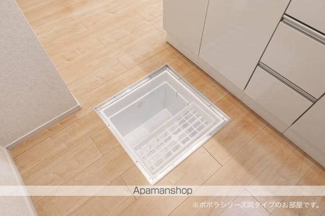 コーネリア西浜Ⅱ[1LDK/50.42m2]の収納
