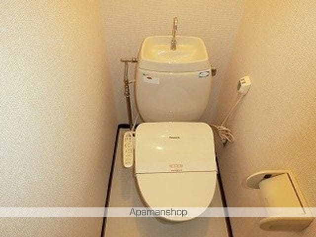ホワイトコート前九年 Bの内装写真