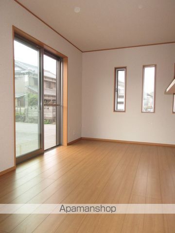 三重7丁目戸建の内装写真