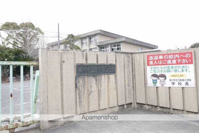 エテルノ・ピーヌ IIの周辺写真