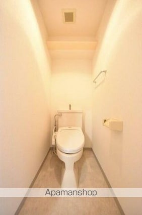 カスタリア新宿７丁目[2DK/50.22m2]のトイレ