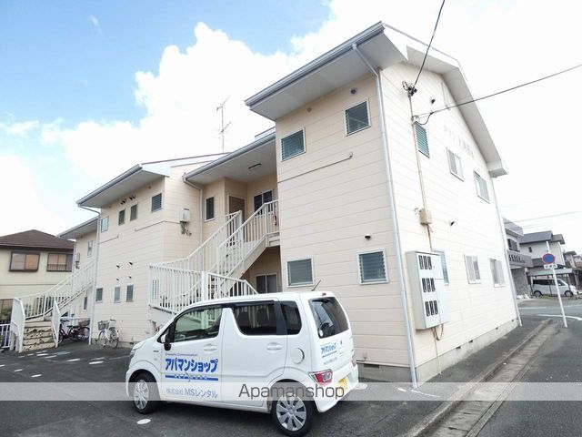 メゾン上岡田Aの外観写真
