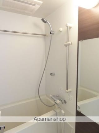 東京都新宿区原町２丁目[1K/25.66m2]のバス