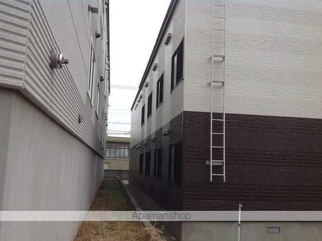 レオパレスリベェールIの外観写真