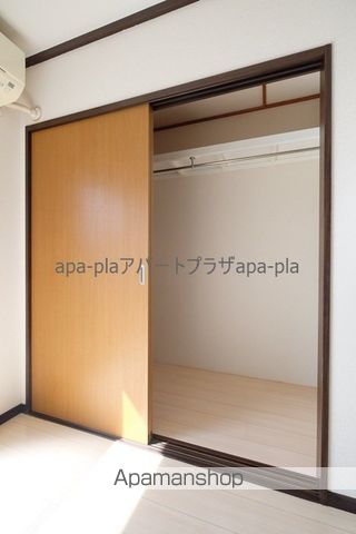 タウニー吉田IIの内装写真