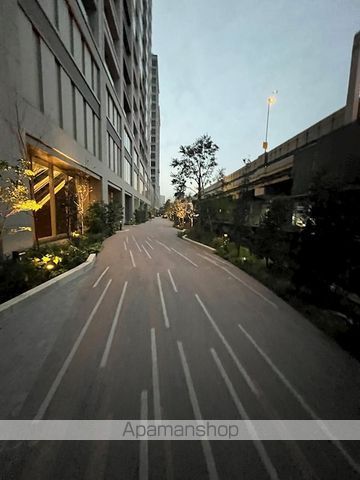 白金ザ・スカイ 東棟の玄関写真