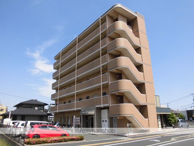 シオン北長瀬の玄関写真