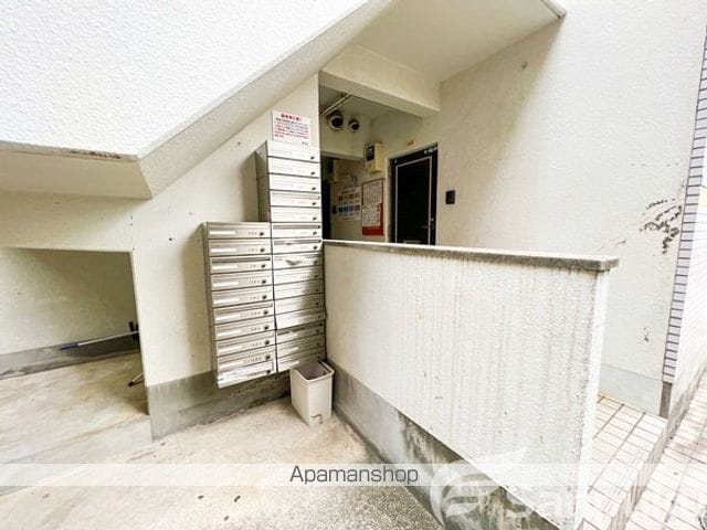 宮西マンションの玄関写真