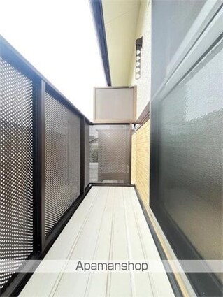 ファミーユ　Ａ[2LDK/59.6m2]のバルコニー