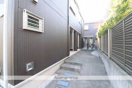 カルチェラタン[1LDK/28m2]のエントランス