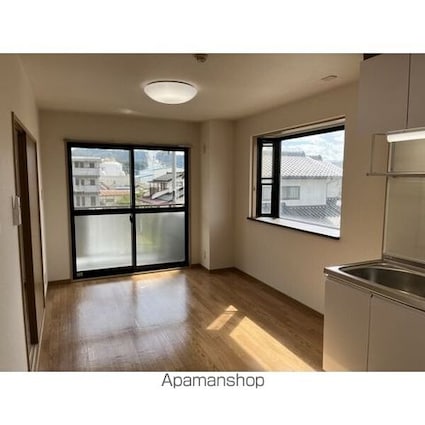 Ｌｉｍｐｉａ　Ｖｉｎｅｙａｒｄ[2LDK/48.6m2]のリビング・居間