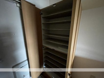 クレイドル橋谷Ⅰ・Ⅱ[1K/26m2]の玄関