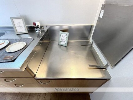 ＥＡＳＴ　ＮＯＮＡＭＩ　六番館[2LDK/56.8m2]の内装3