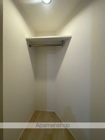 レジディア根岸の内装写真