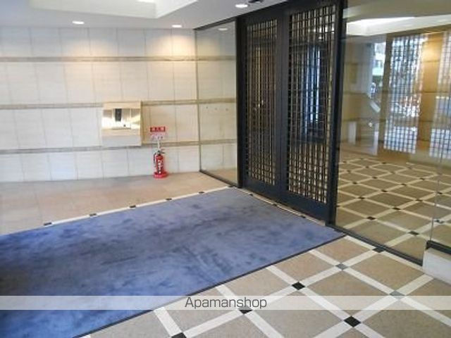 グラマシー恵比寿の玄関写真