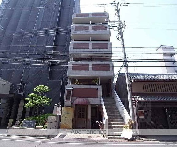 ロイヤルシップの外観写真
