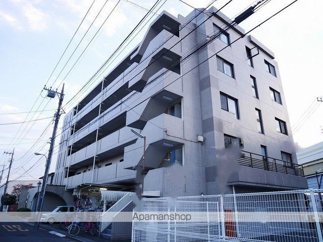 オーネストの外観写真