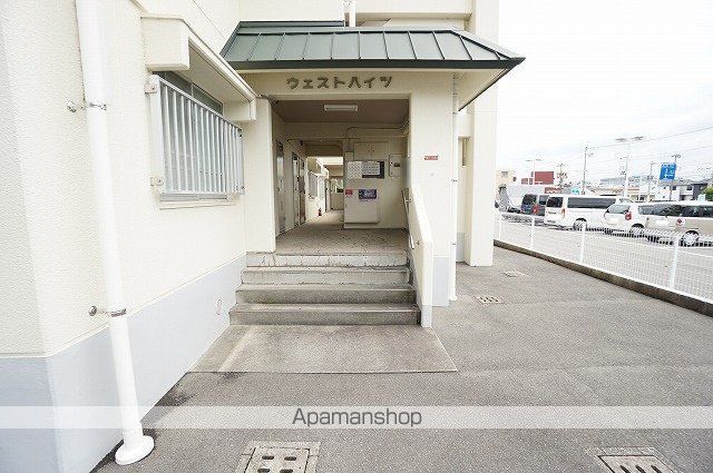 ウエストハイツP1の玄関写真