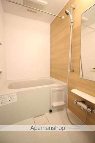 MODE EIGHT IIの内装写真