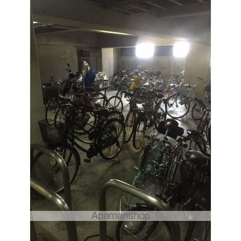 DO大阪港の内装写真