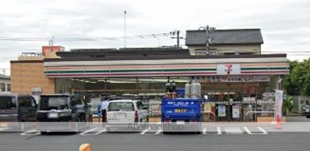 ロイヤルナインの周辺写真