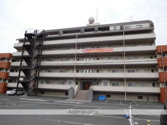 サンイーズマンションの外観写真