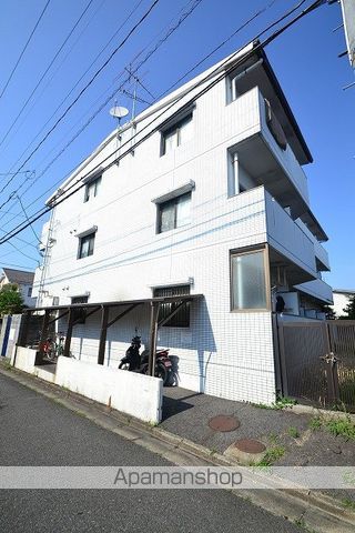 ヴィラ楽々園の外観写真