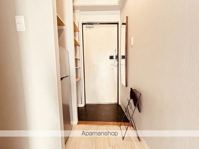 LA SHANTI 本川の内装写真