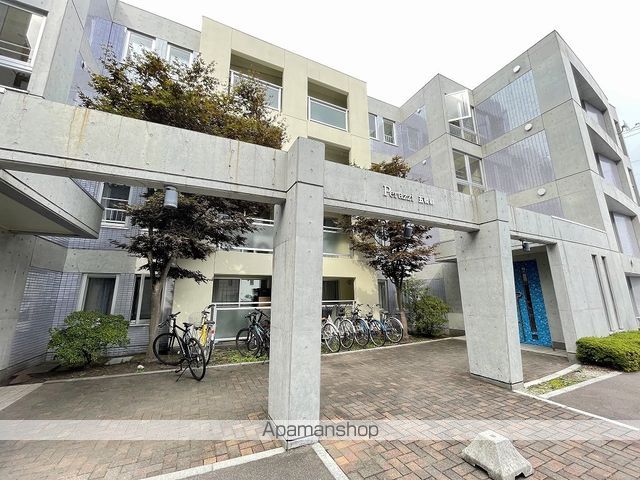 パーク五稜郭館の玄関写真