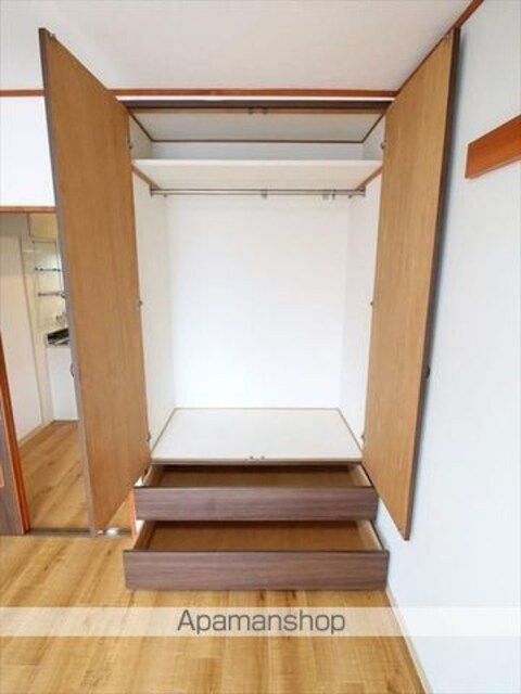 ＭＯＲＥビル　モアビル[1K/25m2]の収納