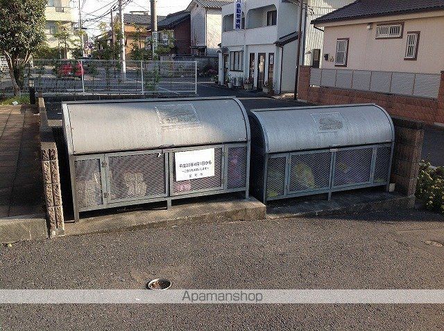 レオパレス織姫の玄関写真