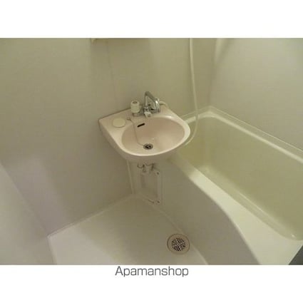 エステート東池袋[1K/25.37m2]のバス