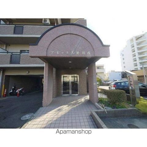 アネックス徳川西の玄関写真
