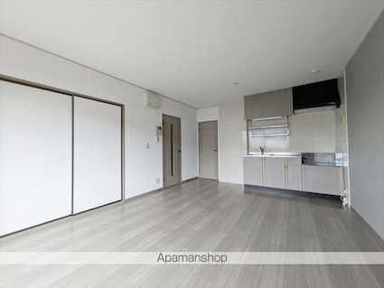 ファミーユ・ヴィラ　Ｂ・Ｃ　Ｃ棟[2LDK/55.2m2]の内装1