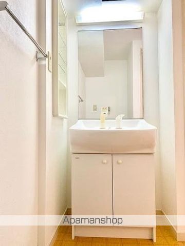 コンフォール博多駅南の内装写真