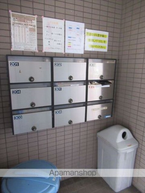 和歌山県和歌山市美園町５丁目[1K/19.32m2]のエントランス