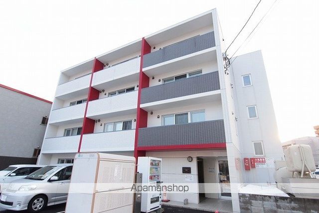 オリエントコート学園前の外観写真
