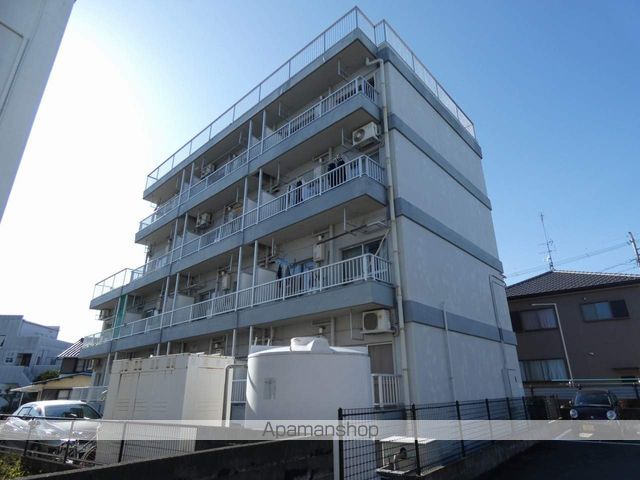 四ツ池マンションの外観写真