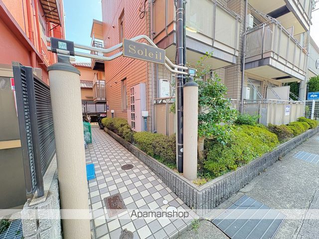ソレイユの玄関写真