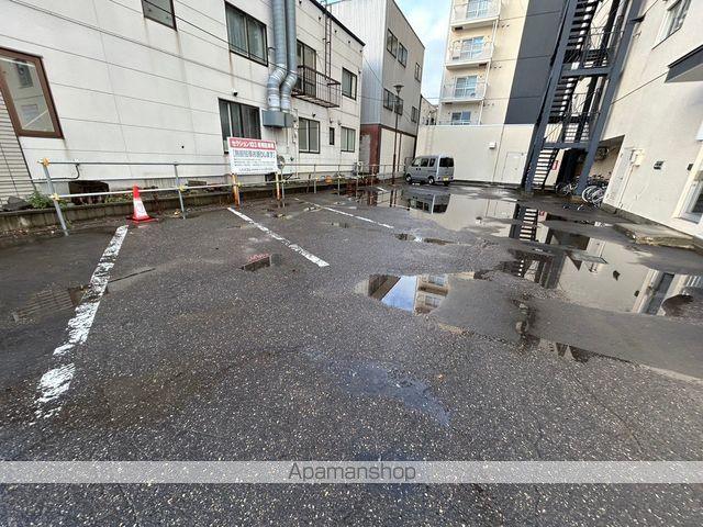セクション103のその他写真