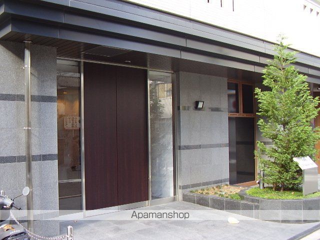 CASSIA福島駅前の玄関写真