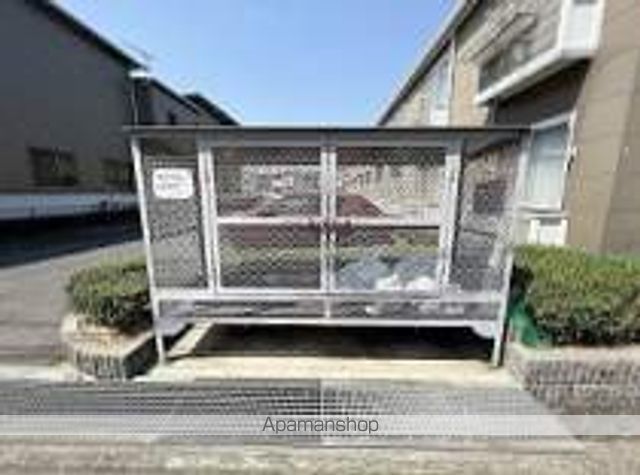 レオパレスヴィラージュ山手の内装写真