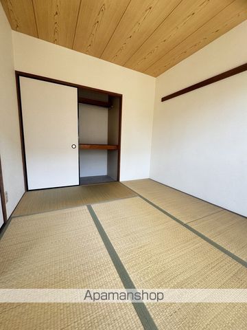 フロントヒルズIIIの内装写真