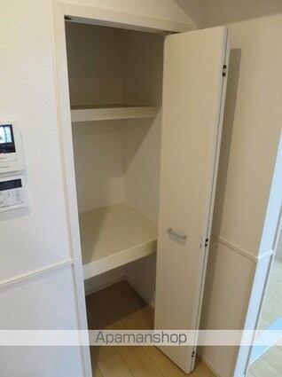 クロース　ボンド[1LDK/50.01m2]の収納