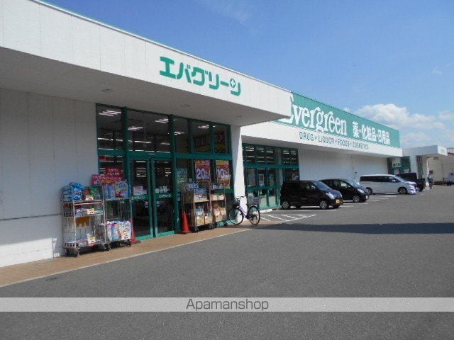 プラティーク・K Iの周辺写真